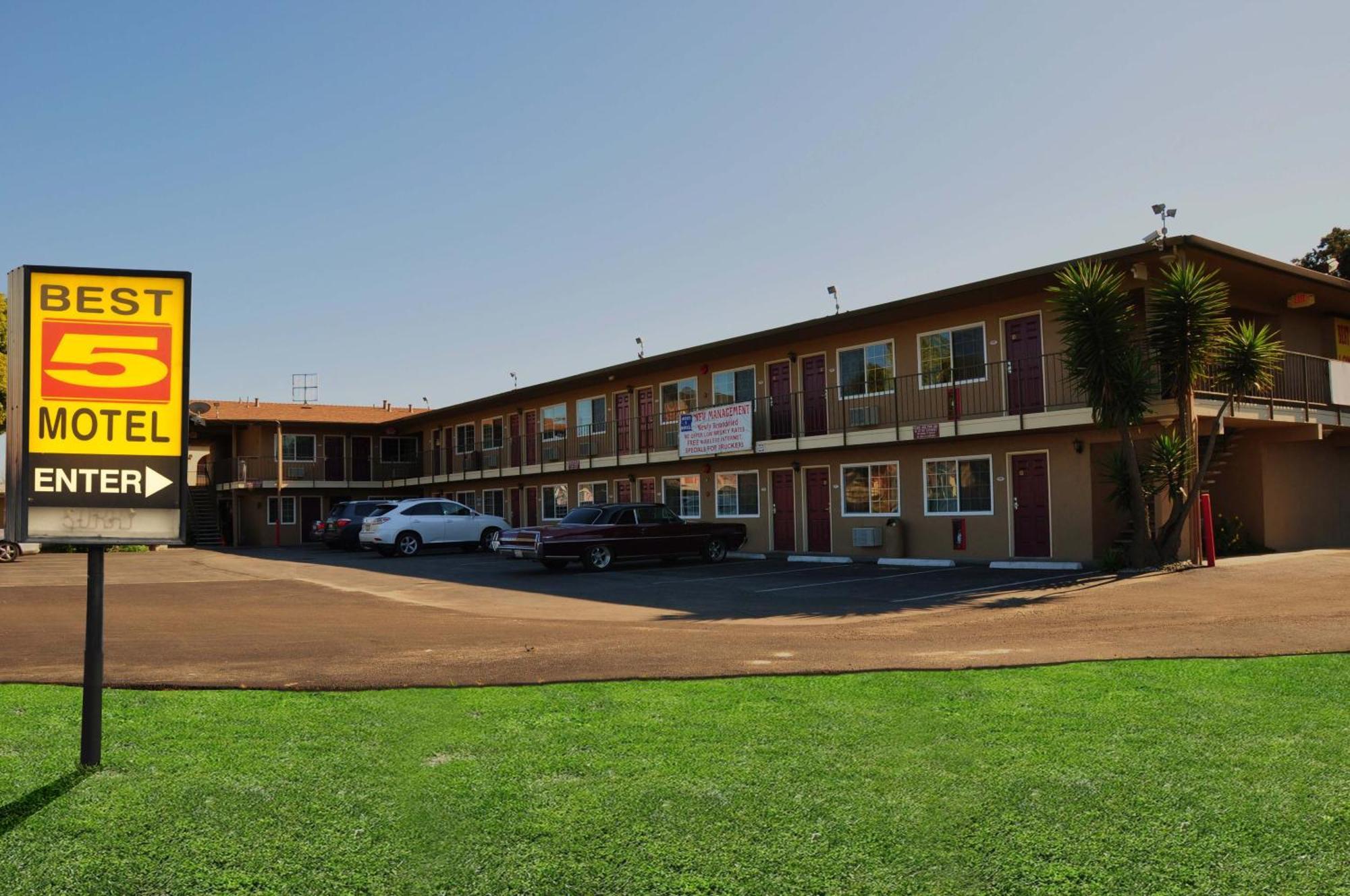 Best 5 Motel Σαλίνας Εξωτερικό φωτογραφία